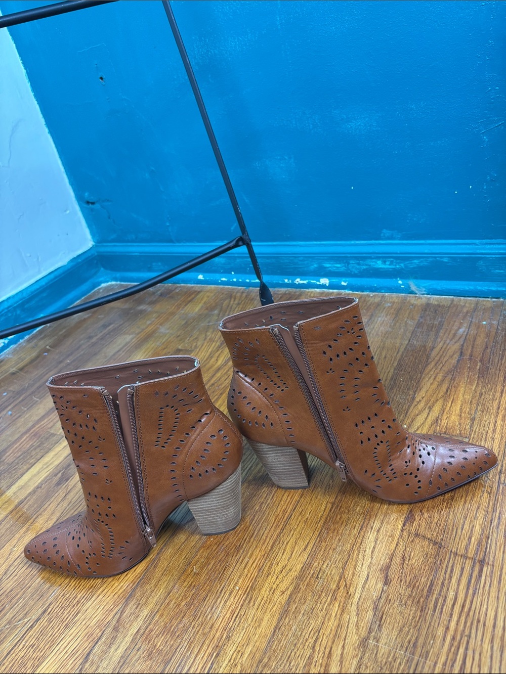 Carlos by Carlos Santana Womens Taryn Leather Block Heel Boot Shoes 9.5 ■■NEW■■ - Picture 6 of 6
